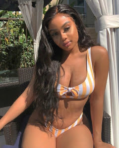 Alexia New in town ?❤️