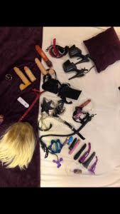 Viktory & Toys & anal & massage 