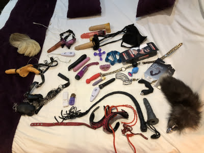 Viktory & Toys & anal & massage 