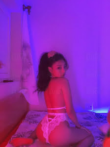 Nhi 19 Years Old, Anal full service 