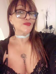 Curvy Munike Masseur*GFE 