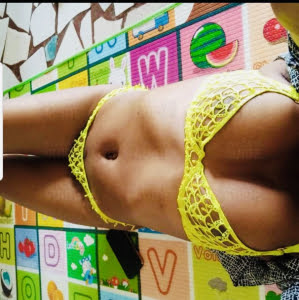 Olivia James 