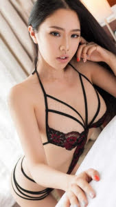 Yiyi 