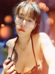 YUMI 