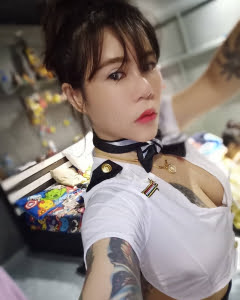 YUMI 