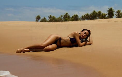 Karolina  — Shanghai