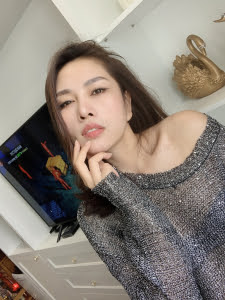 Hanna, really pictures and sweet girl 