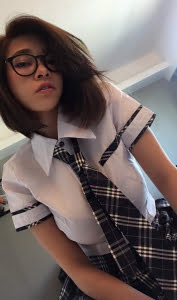 Asian Queen Bella Victoria 