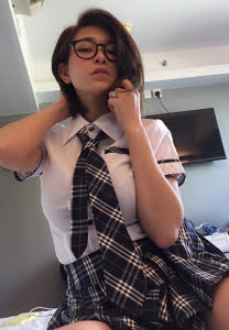 Asian Queen Bella Victoria 