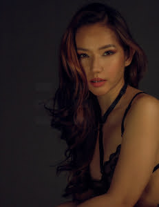 Asian Bombshell, VIP Model 