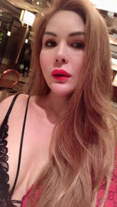 Sexy alluring Kristine 