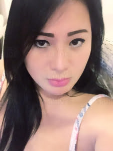 CHUBBY PRETTY WOMAN 