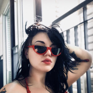 New York Goddess Simone Siren 