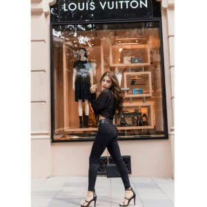 Luxury Girl in Istanbul | بنت راقية 