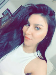 Sozan Arab Girl | سوزان بنت عربية  — İstanbul