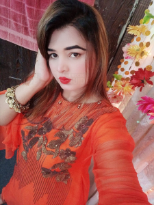 Busty Aqsa  — Dubai