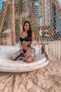 Iasmin, 21y Brazilian natural girl 