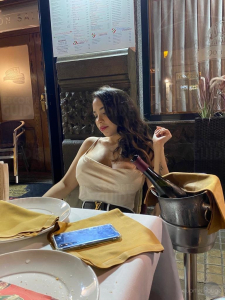 Celeste 19 ans