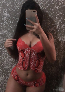 New brunette arrive