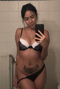  Escortgirl Lia