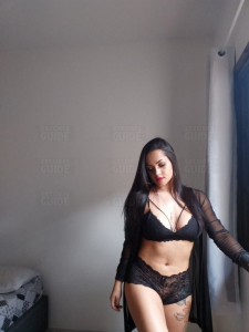  Escortgirl Stella Telles
