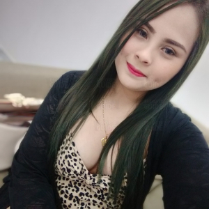 Bby Akie 