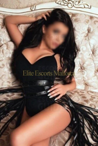 Escortgirl Polina Elite