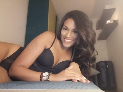  Escortgirl Abril Gonza