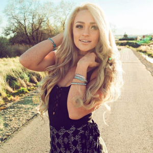  Escortgirl Elizabet