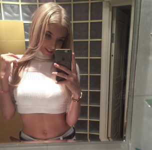  Escortgirl Agata