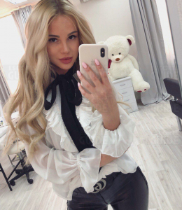  Escortgirl Lera