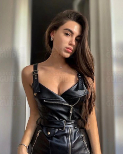  Escortgirl Nadin