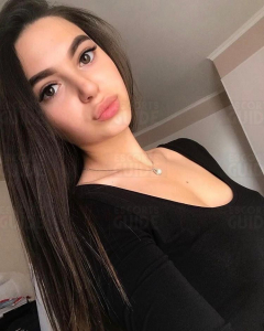  Escortgirl Nadin — Paris