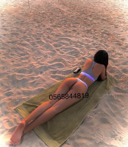 Helly 19 Yo, Full Service, a Level  — Dubai