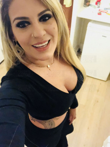  Escortgirl Alana Soares