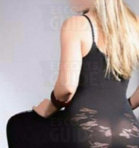 Escortgirl Priscila