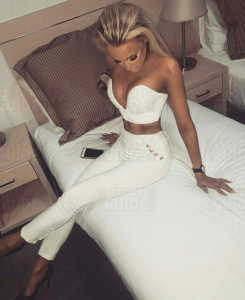 Escortgirl Sara