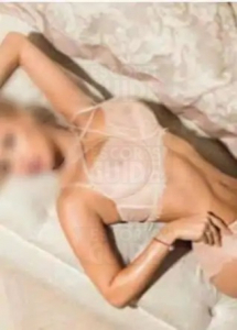 Chanel White — Zürich