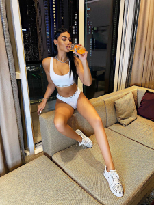 Emma Model Squirt GFE Downtown Dubai