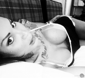 Alessandra elle est tournée