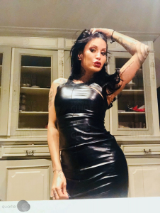 Alessandra elle est tournée
