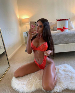  Escortgirl Perla