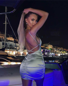  Escortgirl Manya
