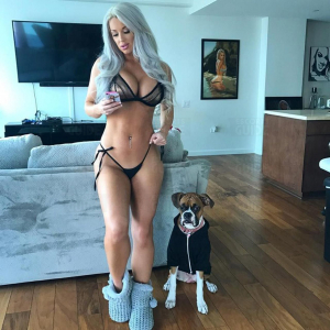  Escortgirl Malvina