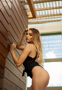  Escortgirl Marlena