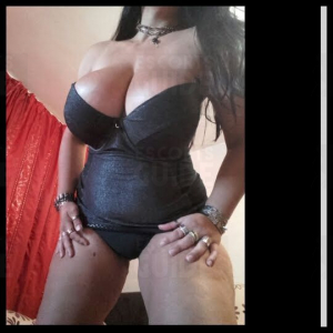 Escortgirl Adinna — Bucharest