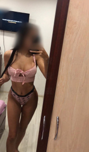  Escortgirl Sorana