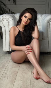  Escortgirl Geanina — Bucharest