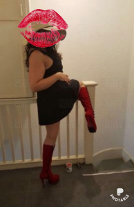  Escortgirl Curvy Alina — Bucharest