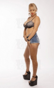  Escortgirl Andrea